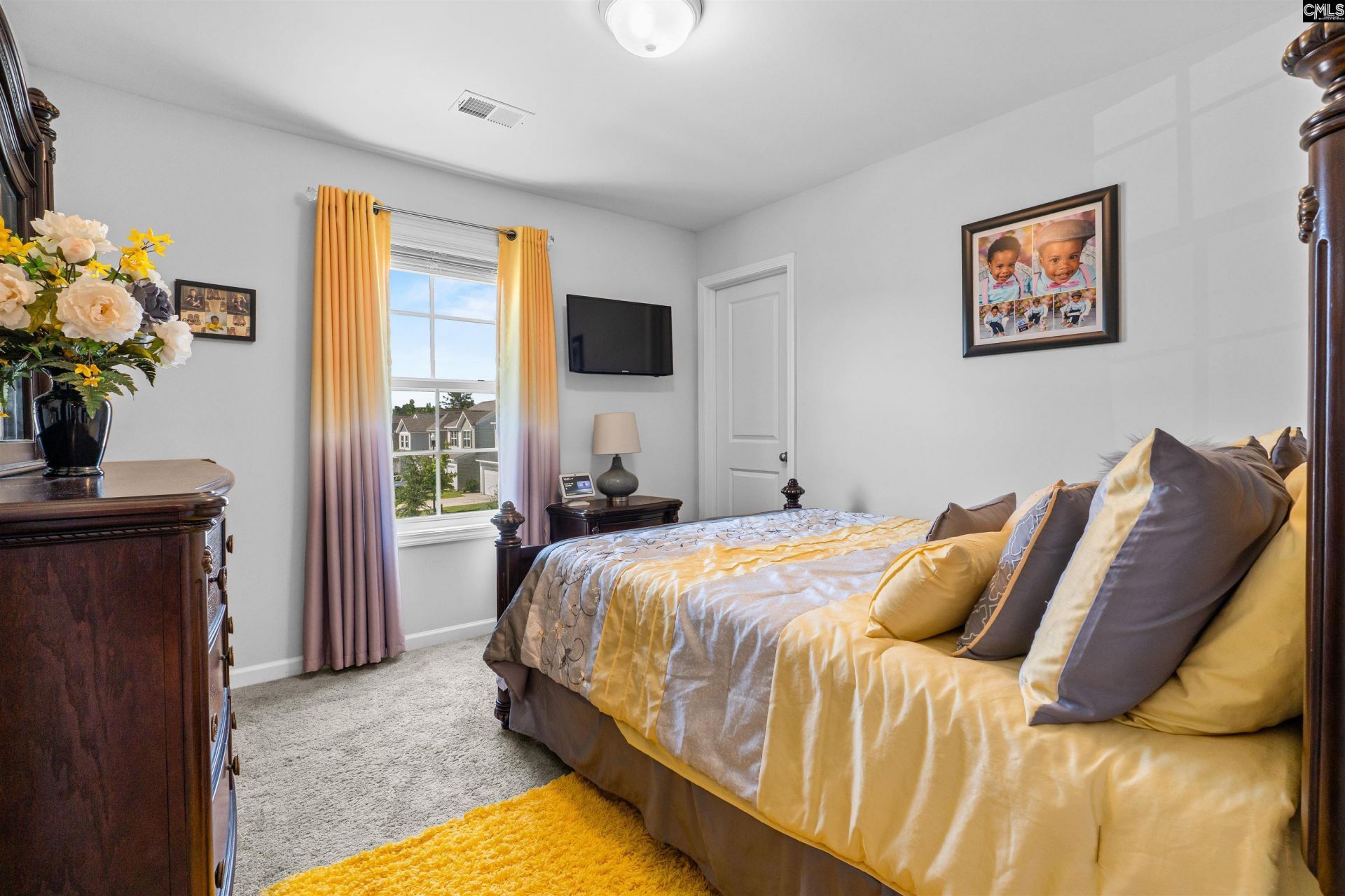 398 Keeble Drive  Photo 23