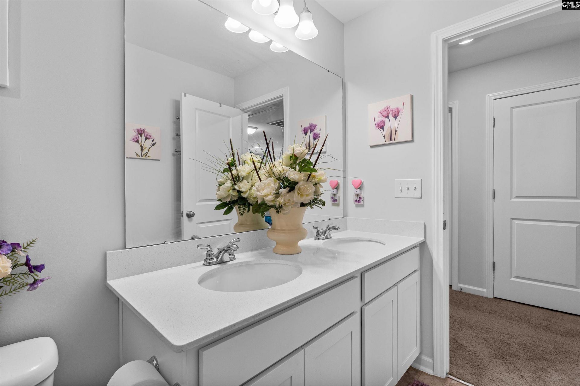 398 Keeble Drive  Photo 28