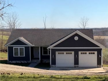 38957 County Road 33, Warsaw, OH 43844