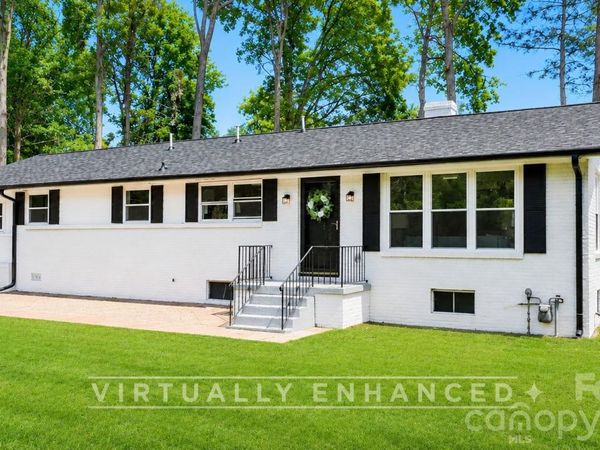 965 23rd Avenue NE, Hickory, NC 28601
