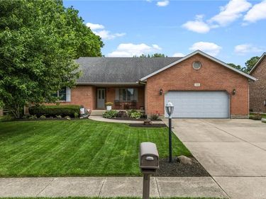 718 Kelly Drive, Wilmington, OH 45177
