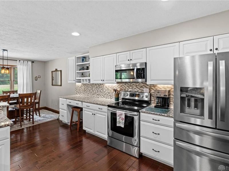 718 Kelly Drive, Wilmington, OH 45177 Photo 12