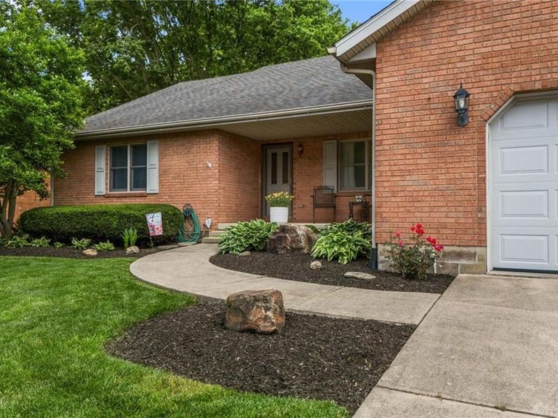 718 Kelly Drive, Wilmington, OH 45177 Photo 9