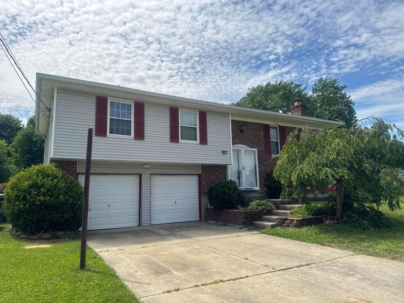 6017 Rosewood Place, Fairfield, OH 45014 Photo 2