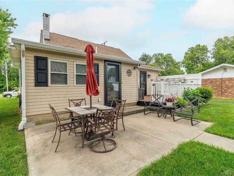 592 S High Street, Covington, OH 45318 Photo 5