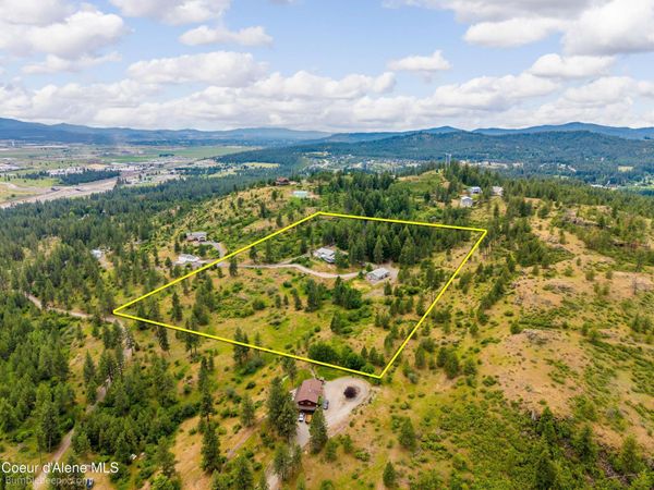10320 N PAYMENT PEAK RD , Hauser, ID 83854