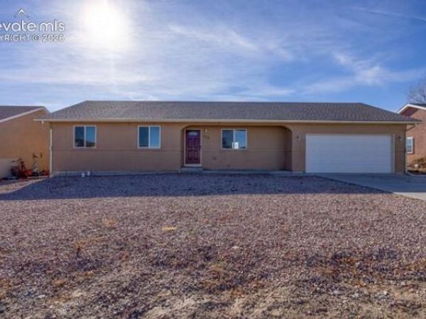 228 E Arvada Drive, Pueblo, CO 81007