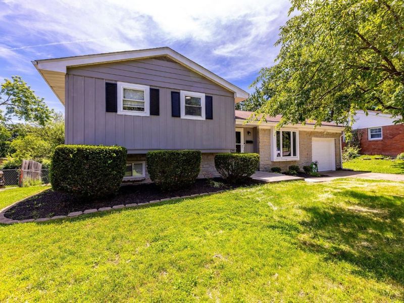 1745 Sunset, Hamilton, OH 45013 Photo 2