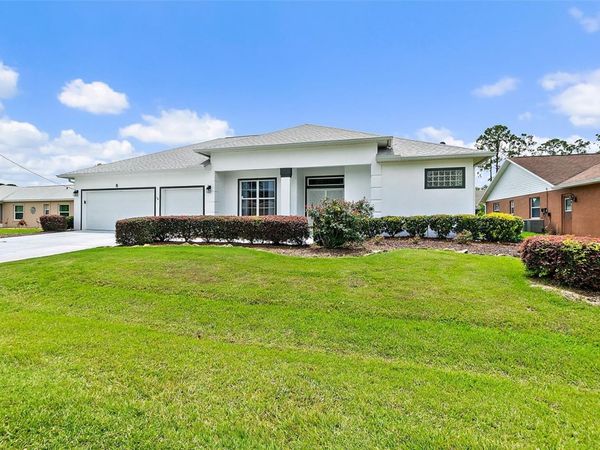8 EASTGATE LANE , PALM COAST, FL 32164