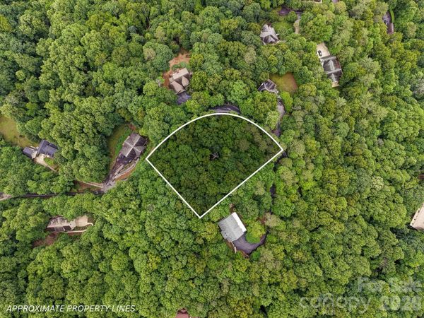 50 Cedar Drive, Mills River, NC 28759