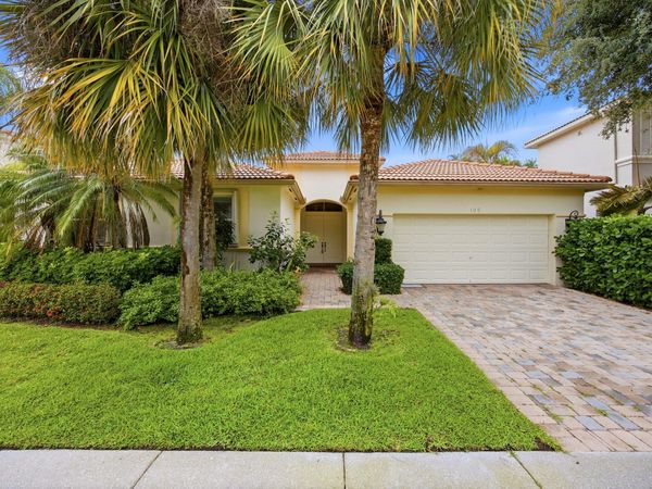 195 Sedona Way, Palm Beach Gardens, FL 33418