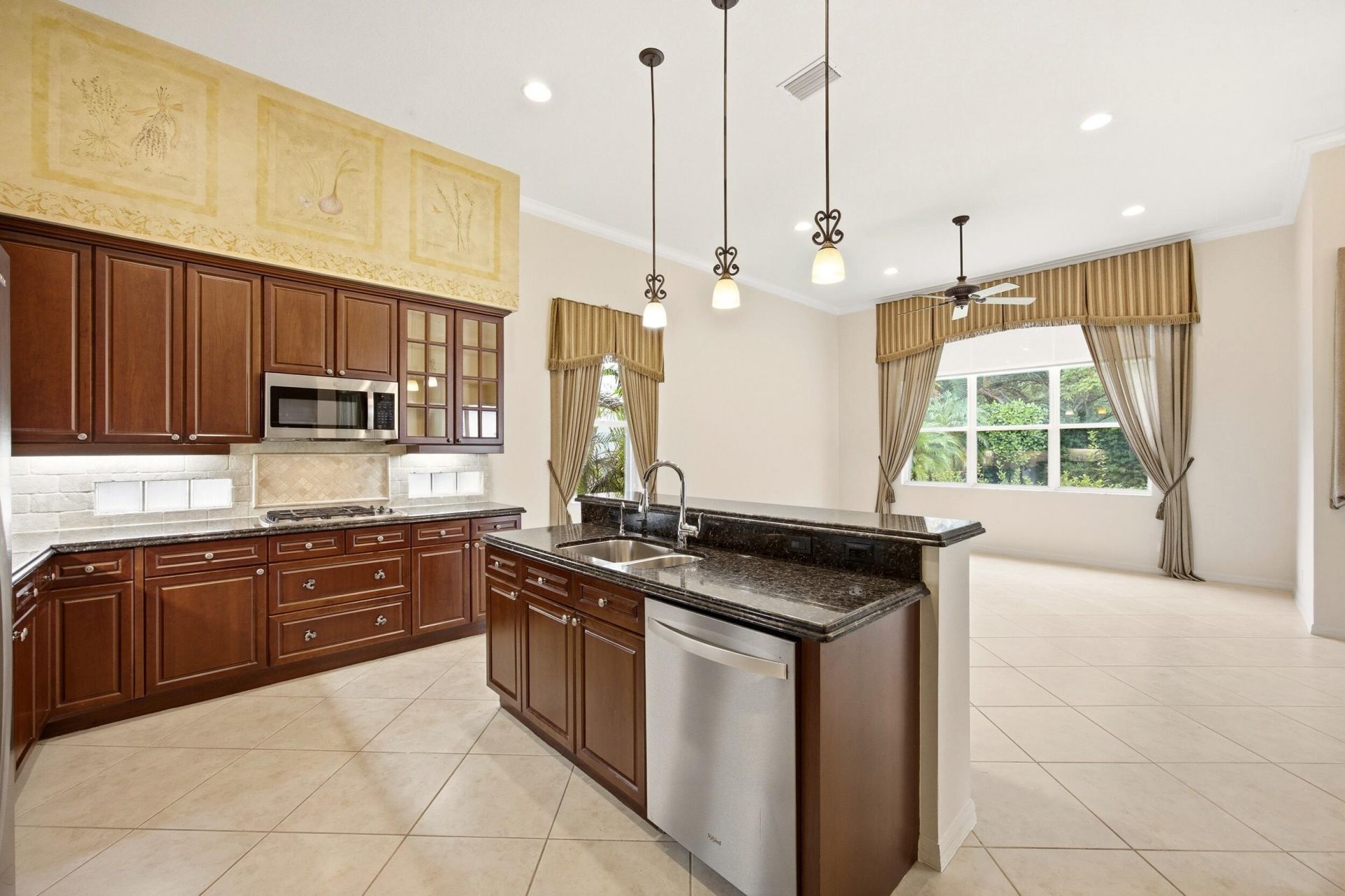 195 Sedona Way, Palm Beach Gardens, FL 33418 Photo