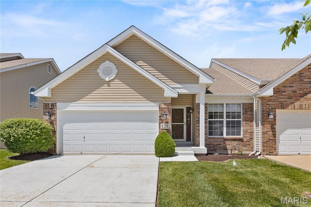 125 Belmonte Landing Drive, O Fallon, MO 63368 Main Photo