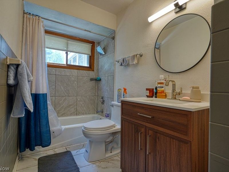 16684 Libby Road, Maple Heights, OH 44137 Photo 16