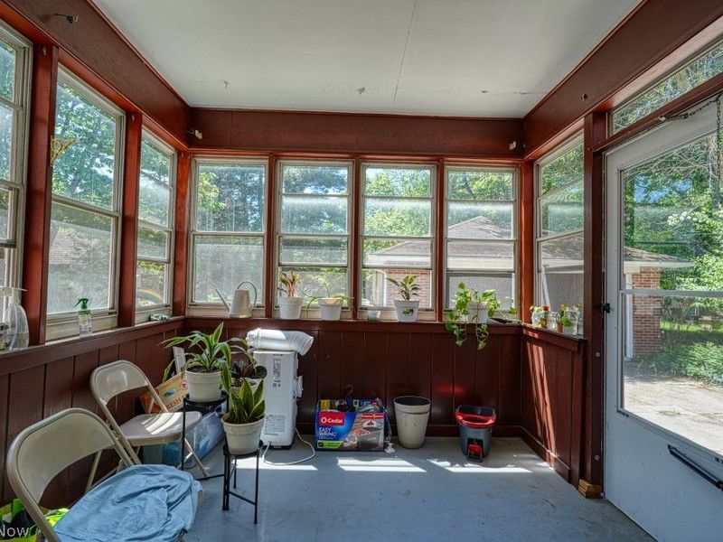 16684 Libby Road, Maple Heights, OH 44137 Photo 8