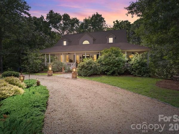 175 Green Hills Road, Mill Spring, NC 28756
