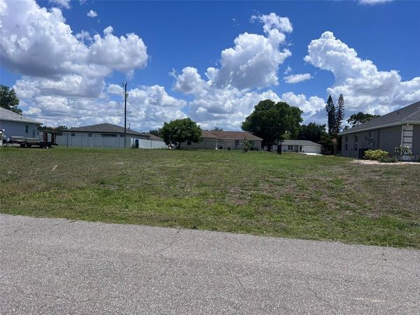 1710 NE 27TH STREET , CAPE CORAL, FL 33909