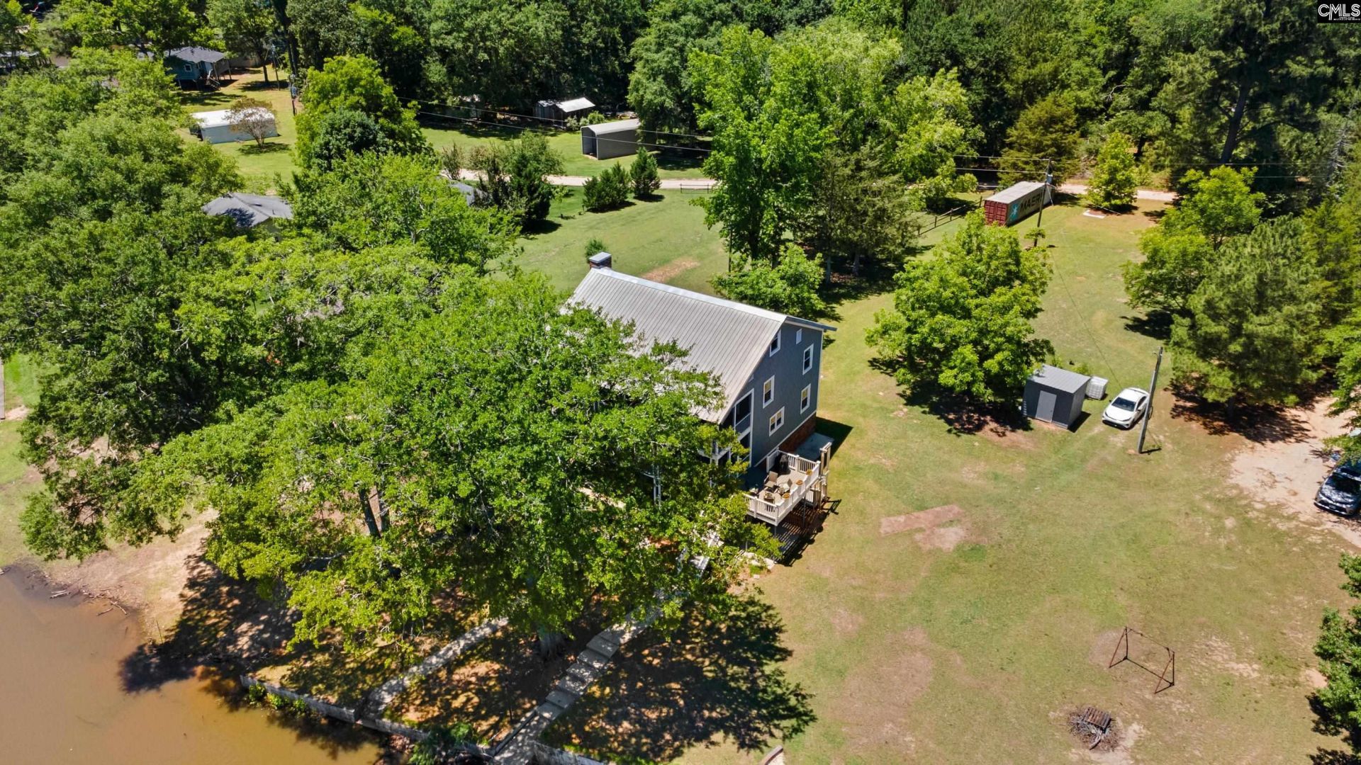 2450 Cottage Lane  Photo 9