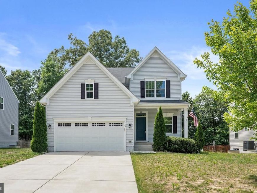 124 Brooke Village Drive, Fredericksburg, VA 22405 Main Photo