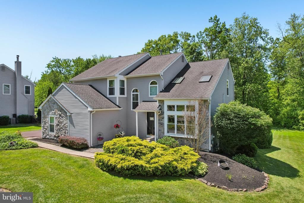 30 ANDREW LANE , LANSDALE, PA 19446