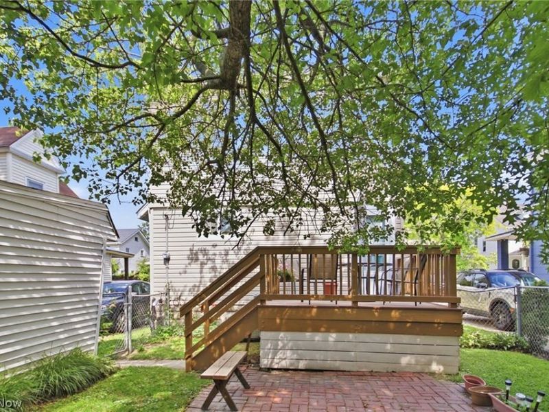 1554 Olivewood Avenue, Lakewood, OH 44107 Photo 31