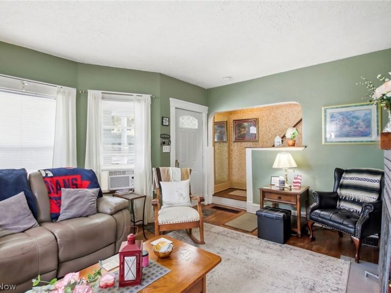 1554 Olivewood Avenue, Lakewood, OH 44107 Photo 5