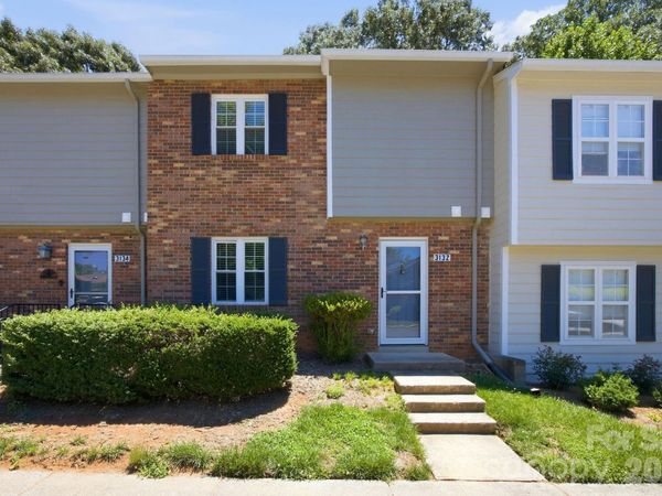 3132 Heathstead Place, Charlotte, NC 28210