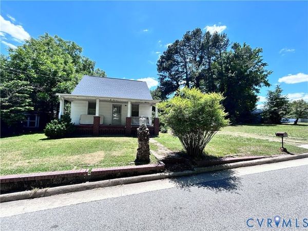 213 Pennington Street , South Hill, VA 23970