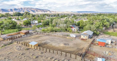 1185 Truckee Lane, Fernley, NV 89408 Photo