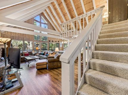 11933 Chamonix Road, Truckee, CA 96161 Photo