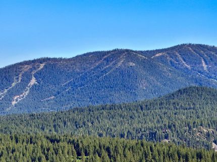 11933 Chamonix Road, Truckee, CA 96161 Photo