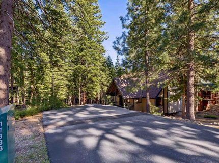 11933 Chamonix Road, Truckee, CA 96161 Photo