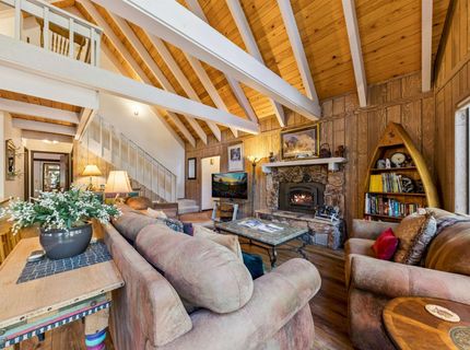 11933 Chamonix Road, Truckee, CA 96161 Photo