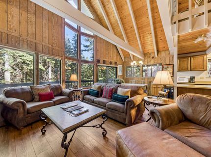 11933 Chamonix Road, Truckee, CA 96161 Photo