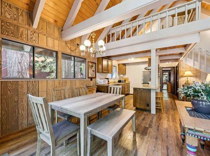 11933 Chamonix Road, Truckee, CA 96161 Photo