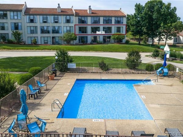 85 La Jolla Drive , Unit 352-2A, Four Seasons, MO 65049