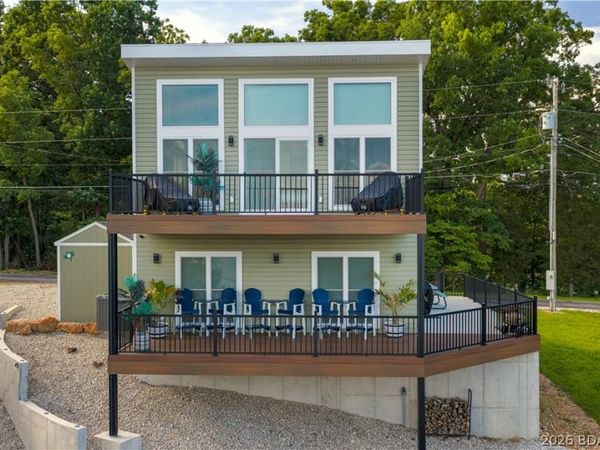 104 Point Supreme Drive , Sunrise Beach, MO