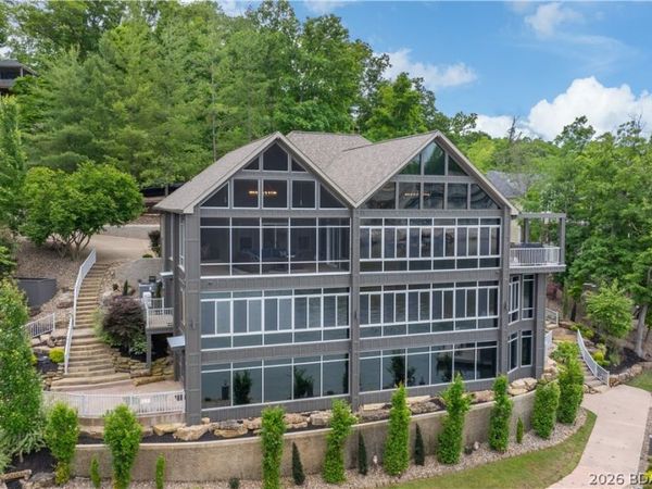451 Wedgewood Drive, Camdenton, MO 65020