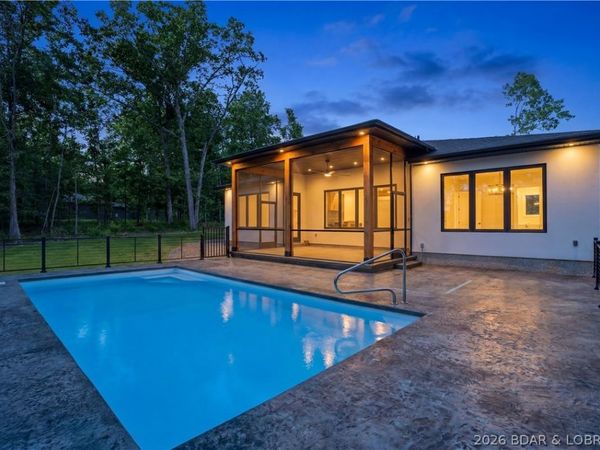 875 Spring Creek Drive , Sunrise Beach, MO 65079