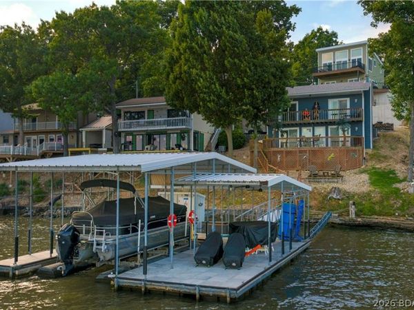 112 Point Supreme Loop , Sunrise Beach, MO 65079