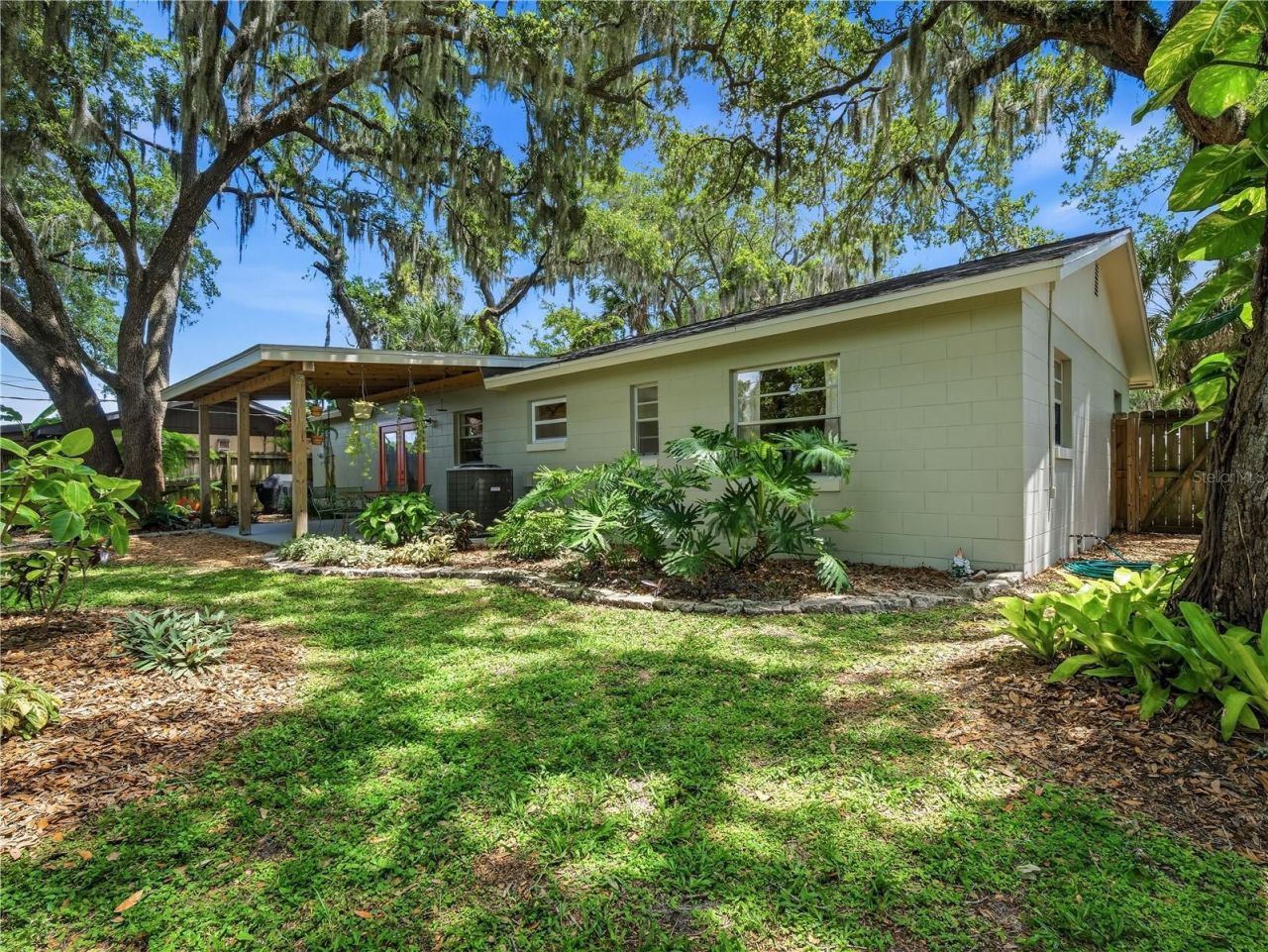 1714 Lime Tree Drive , Edgewater, FL 32132 Photo