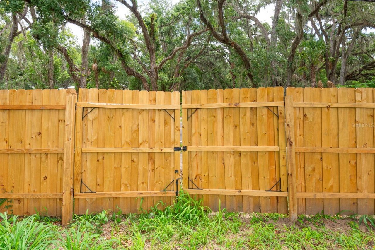 501 Hillpine Way, Brandon, FL 33510 Photo
