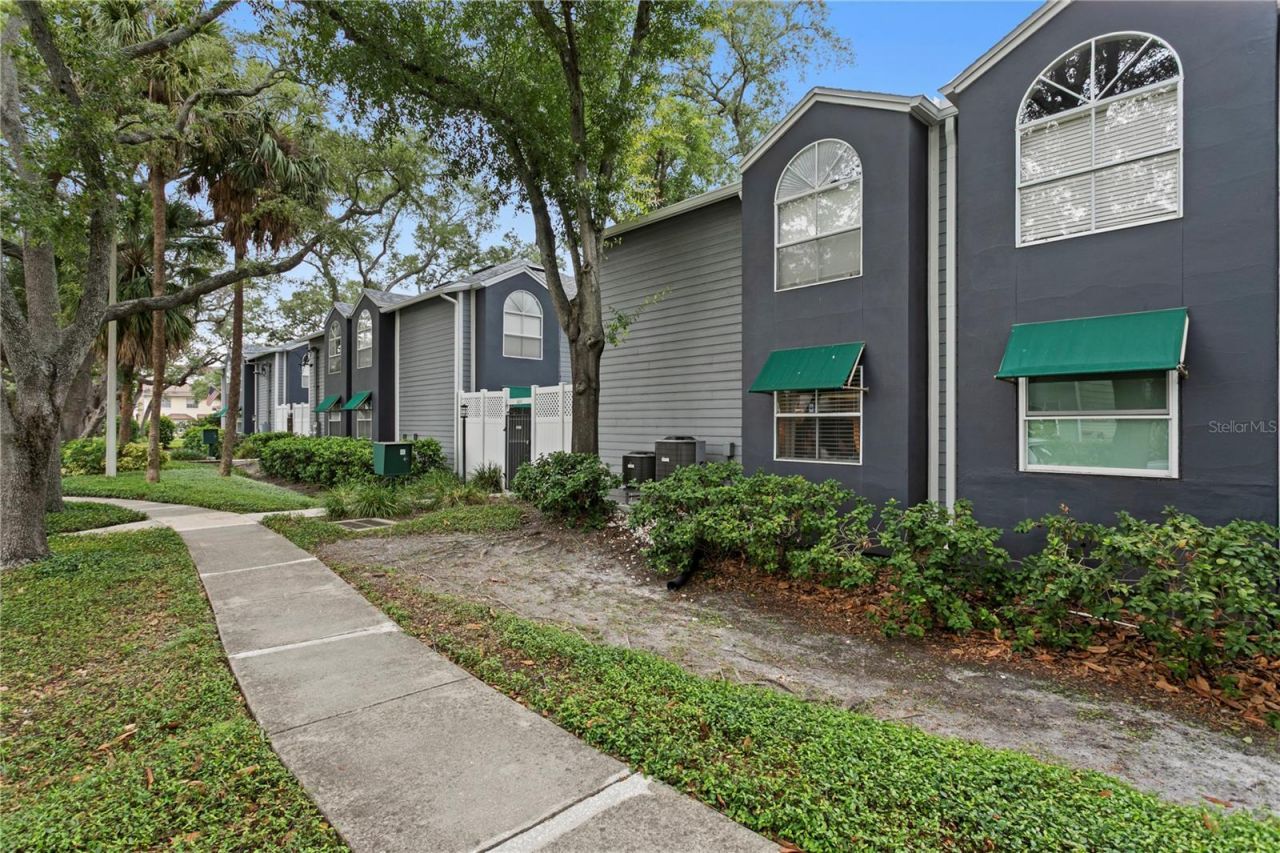 606 S Albany Avenue, Unit 17, Tampa, FL 33606 Photo