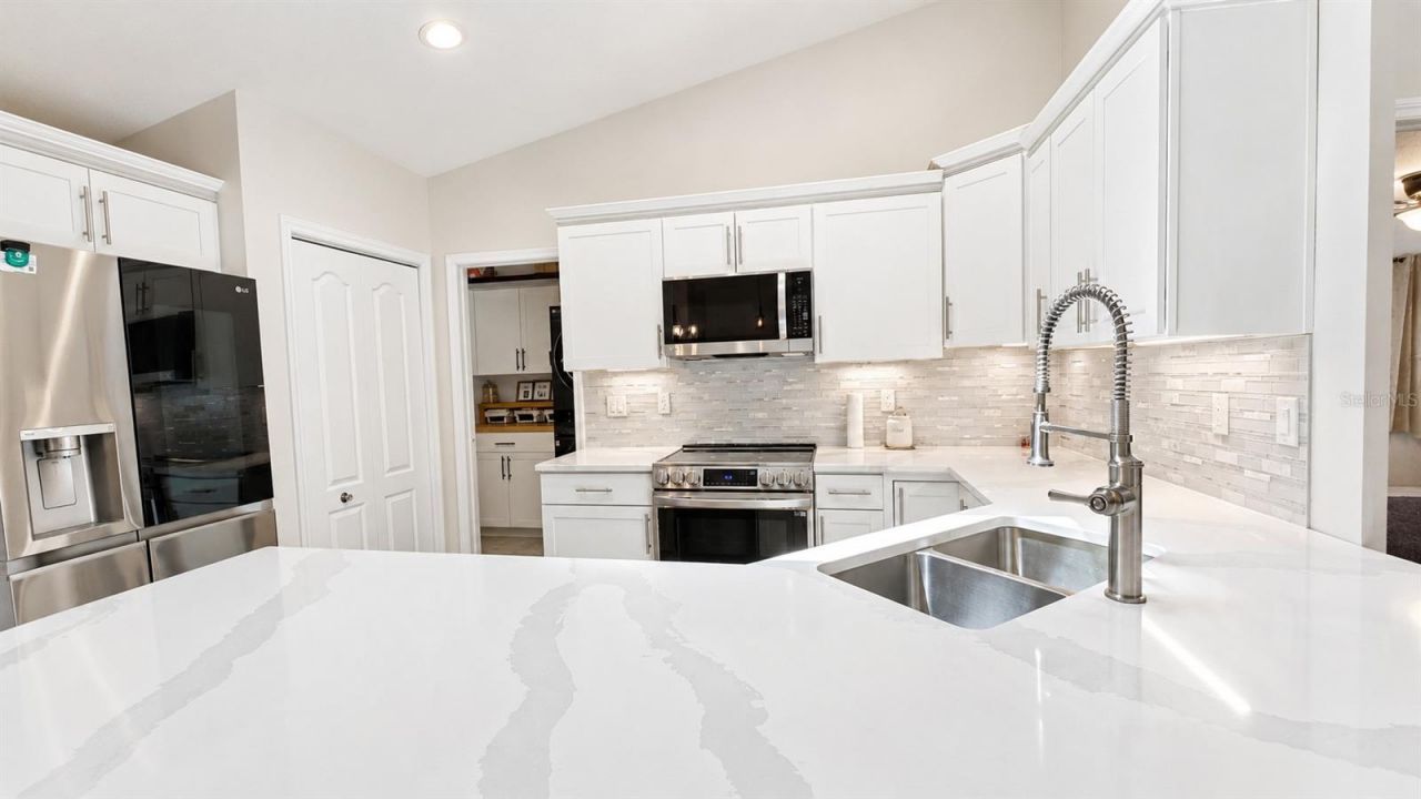 6441 Silver Oaks Drive , Zephyrhills, FL 33542 Photo