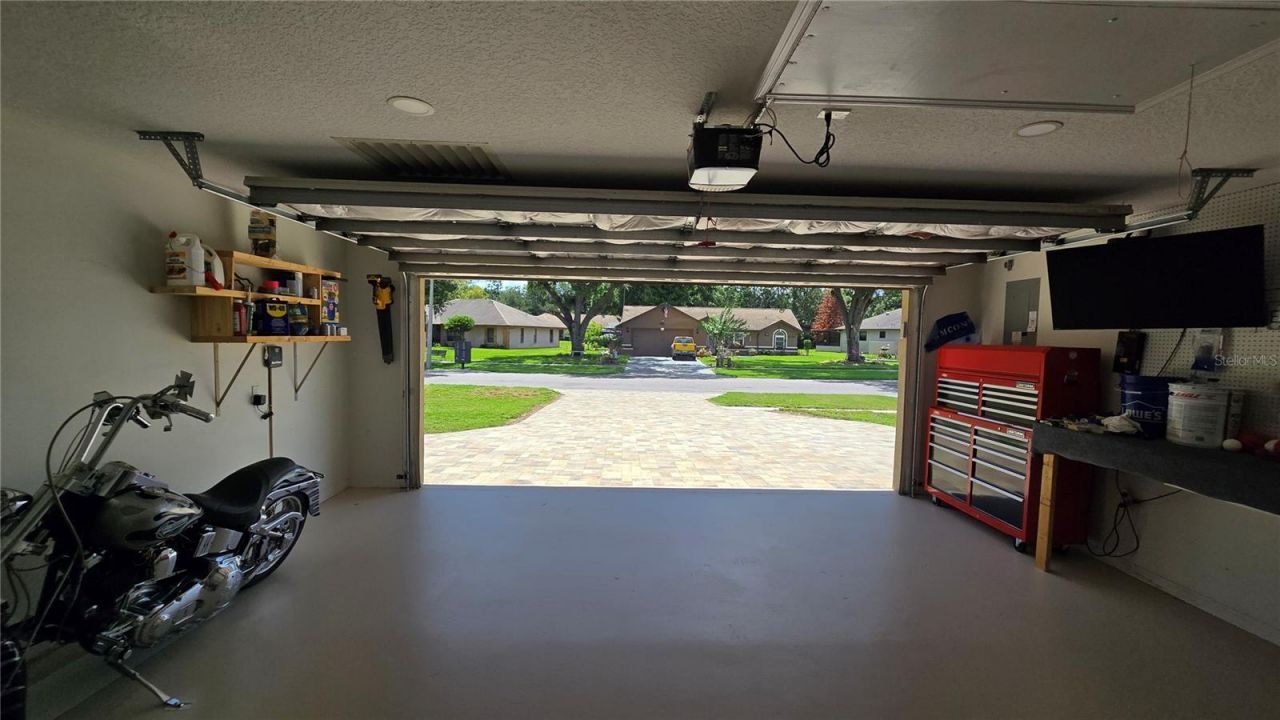 6441 Silver Oaks Drive , Zephyrhills, FL 33542 Photo