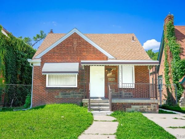 4224 W DAVISON, Detroit, MI 48238