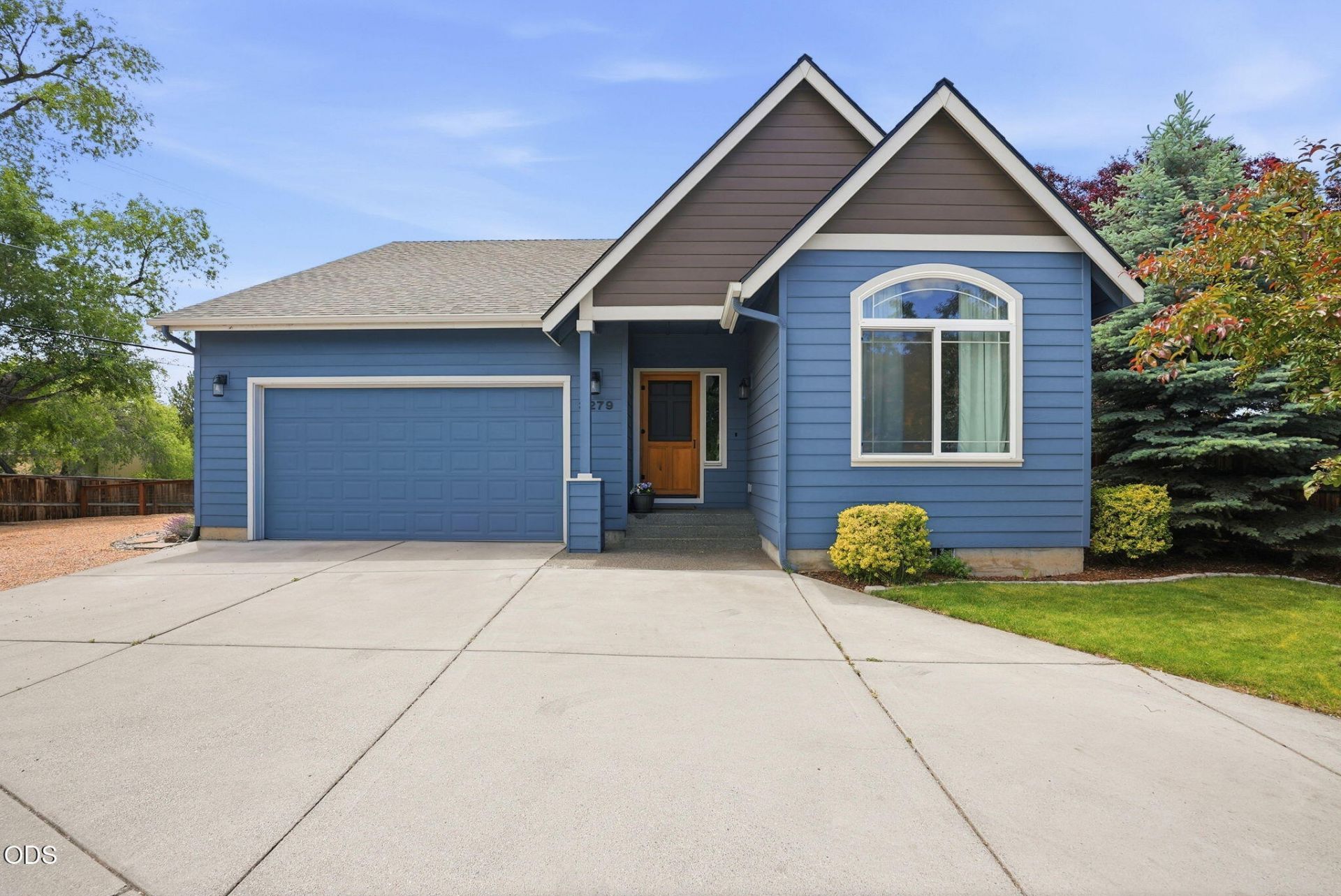 3279 NE Jonahs Court, Bend, OR 97701 Main Photo