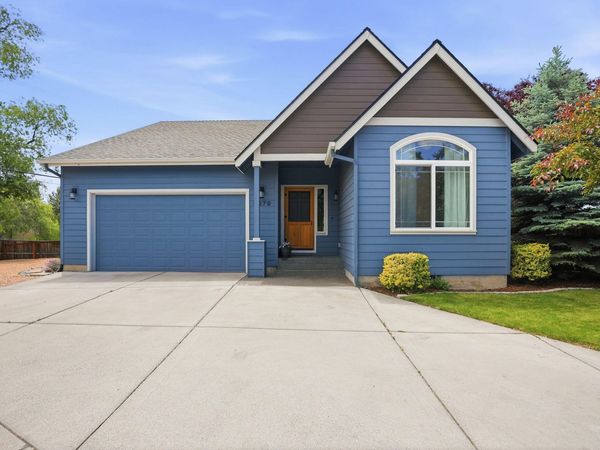 3279 NE Jonahs Court, Bend, OR 97701