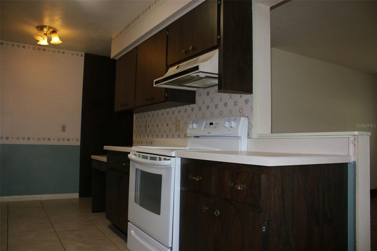 407 N Pompano Avenue , Sarasota, FL 34237 Photo