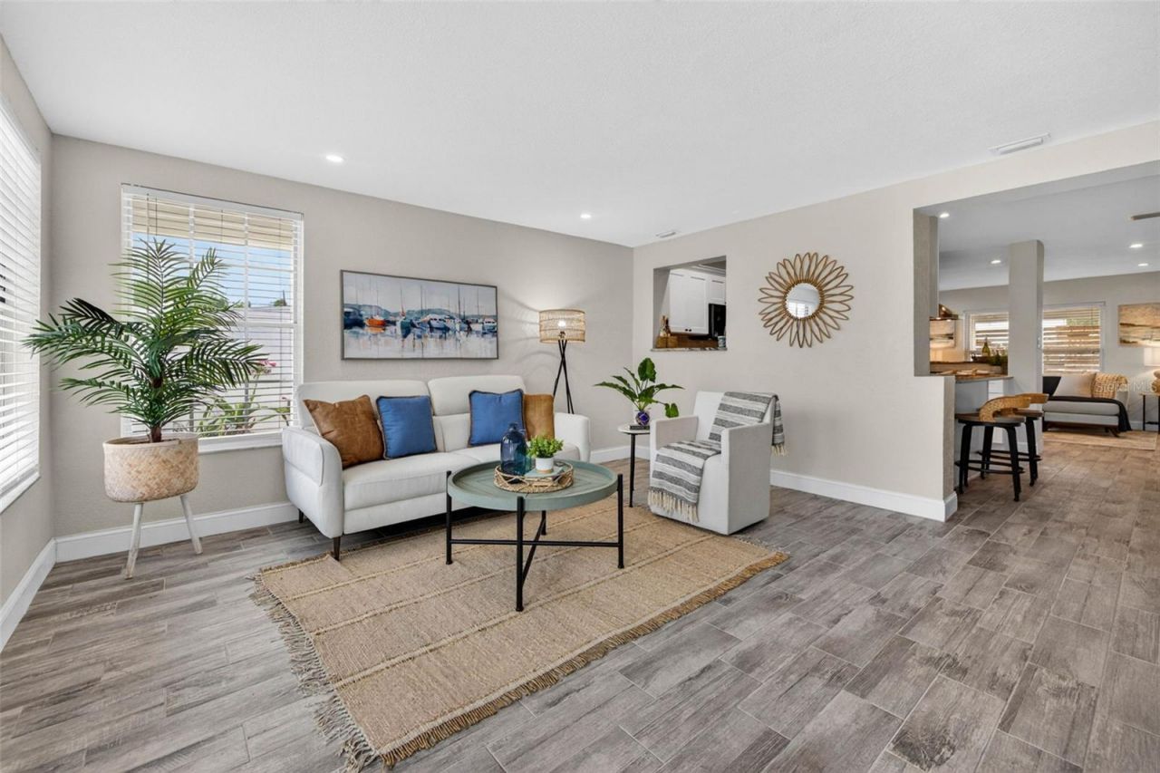 4800 Venetian Boulevard Ne, Saint Petersburg, FL 33703 Photo